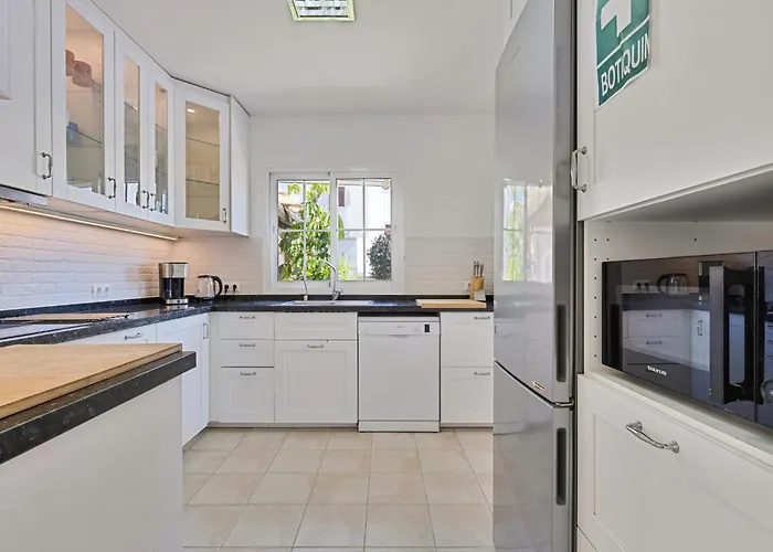 Beautiful In Torreblanca *