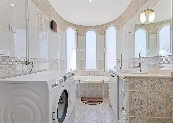 Beautiful In Torreblanca *